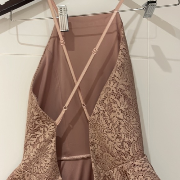 Lace dress perfect for all different types of events and perfect for teens! - Picture 2 of 2